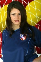 Anita Queen desnuda con la camiseta del Atlético de Madrid, foto 1