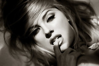 Fotos en blanco y negro muy sexys de Jennifer Avalon, foto 7