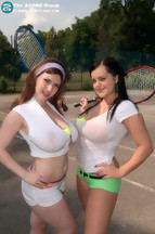 Fotos con las pechugonas Mandy Pearl y Karina Hart posando desnudas, foto 3