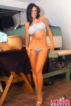 Selena Spice con una lencería azul transparente muy sexy, foto 5