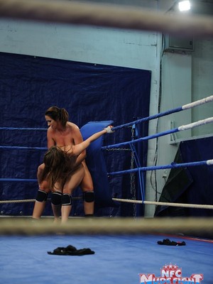 Lisa Sparkle y Eliska Cross