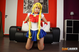 Lilyan follada disfrazada de Sailor Moon Moisex, foto 1